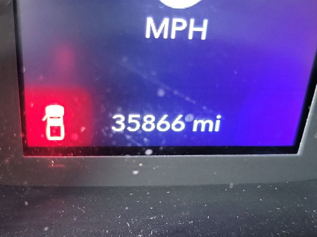 Used 2024 Jeep Gladiator Sport image 24