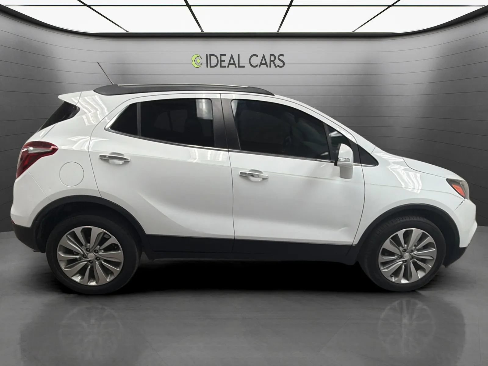 Used 2017 Buick Encore Preferred FWD image 4