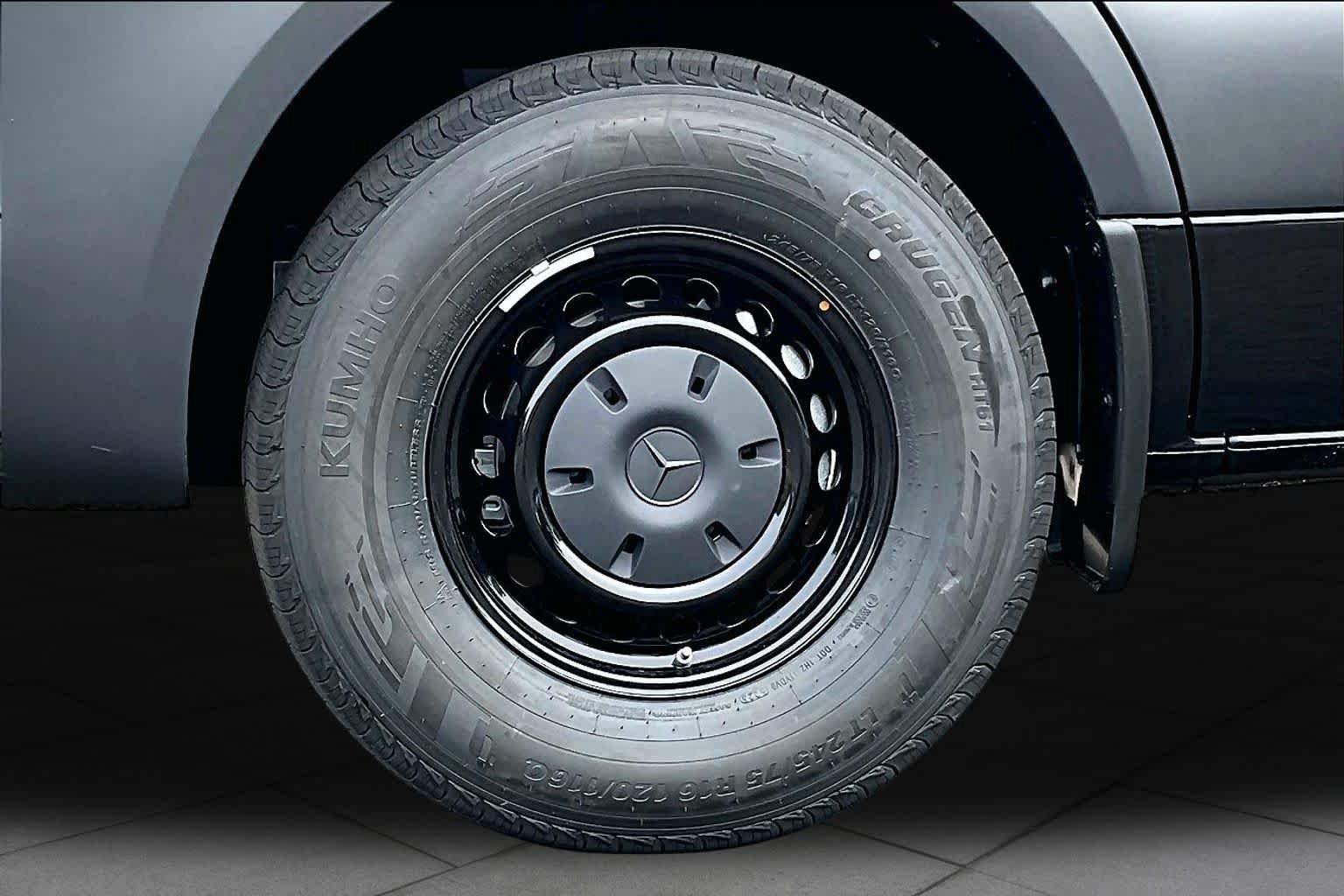 New 2026 Mercedes-Benz Sprinter 2500 image 17