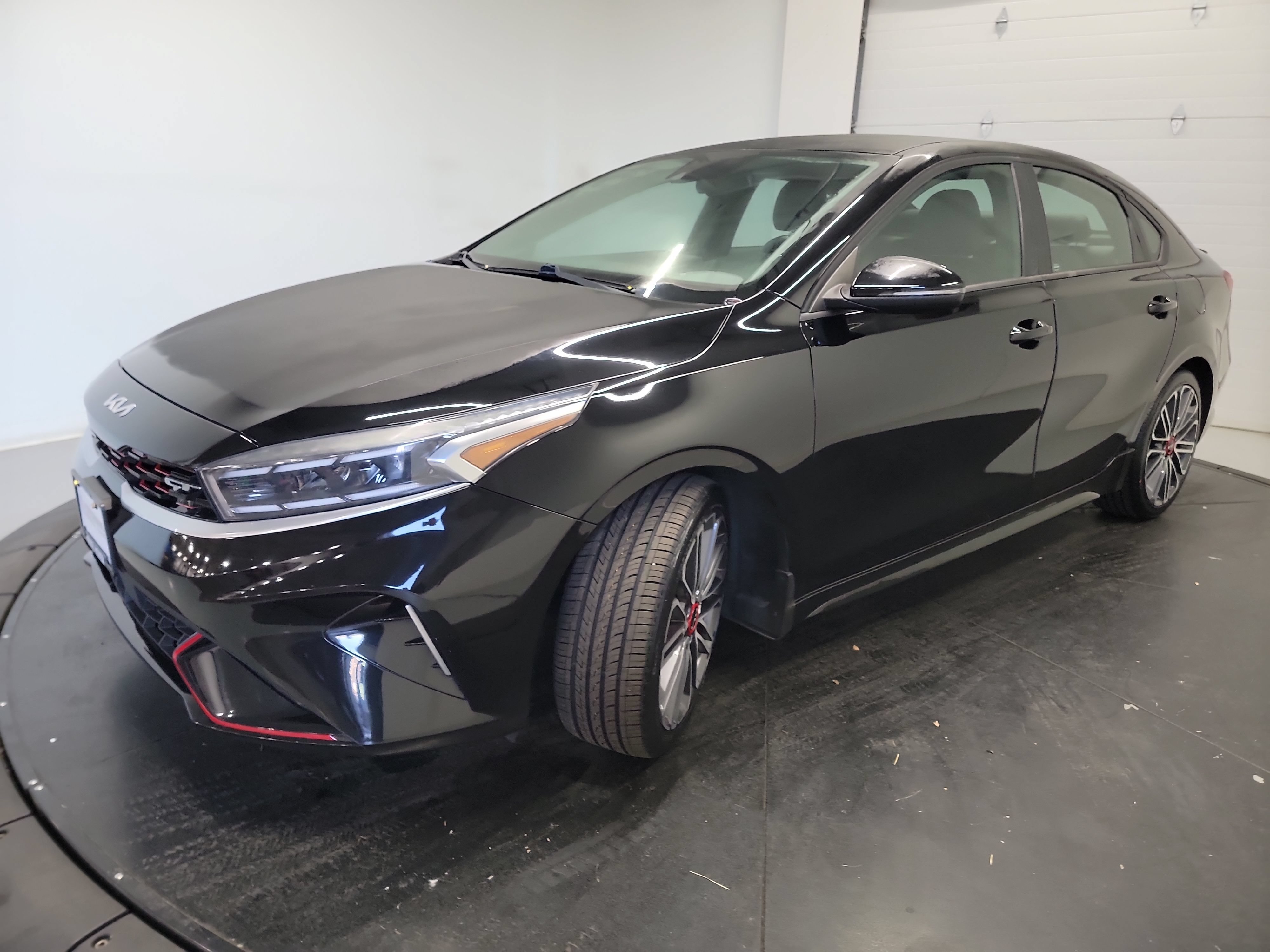 Used 2023 Kia Forte GT w/ GT2 Package FWD image 3