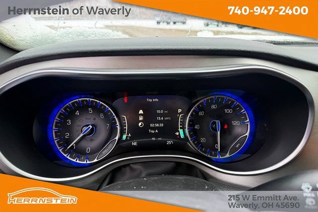 New 2026 Chrysler Pacifica Pinnacle FWD image 17
