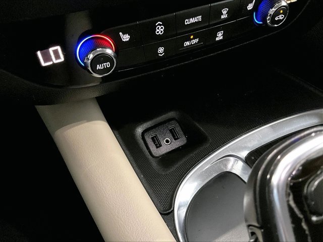 Used 2018 Buick Enclave Essence FWD image 26