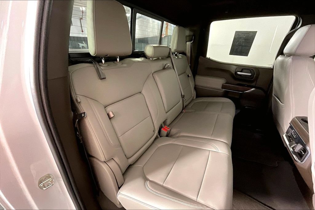 Used 2021 GMC Sierra 1500 SLT AWD/4WD image 34