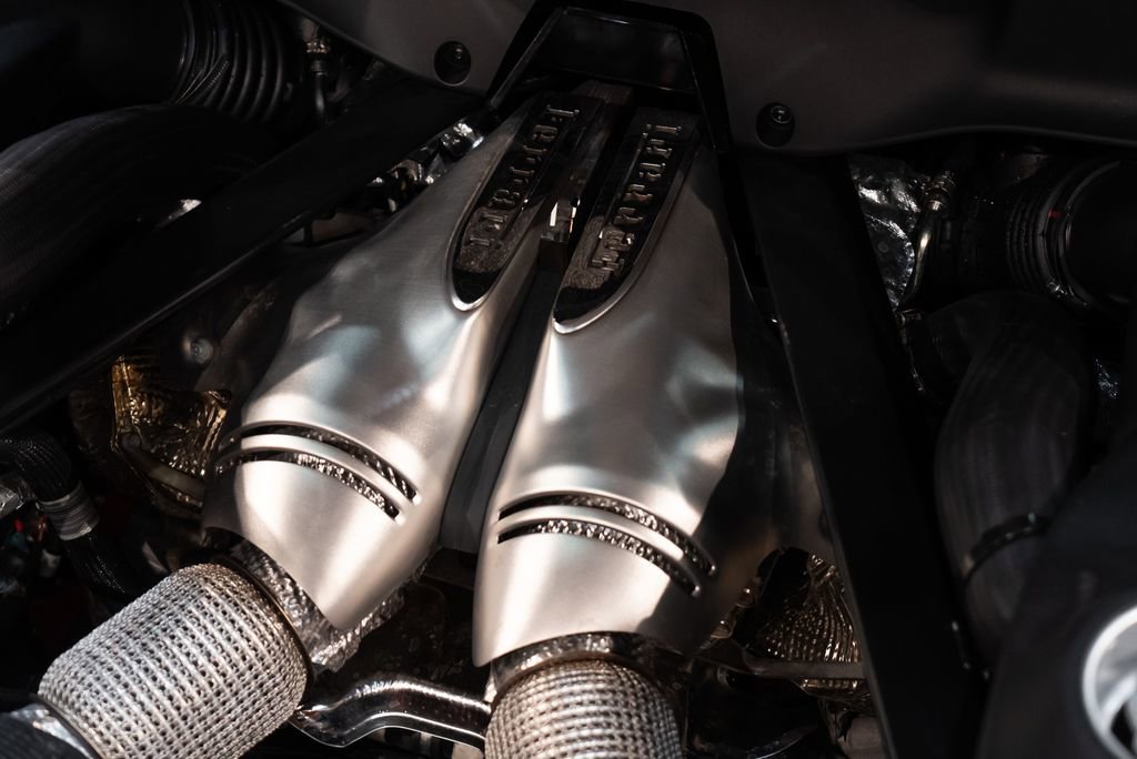 Certified 2025 Ferrari 296 GTB RWD image 19