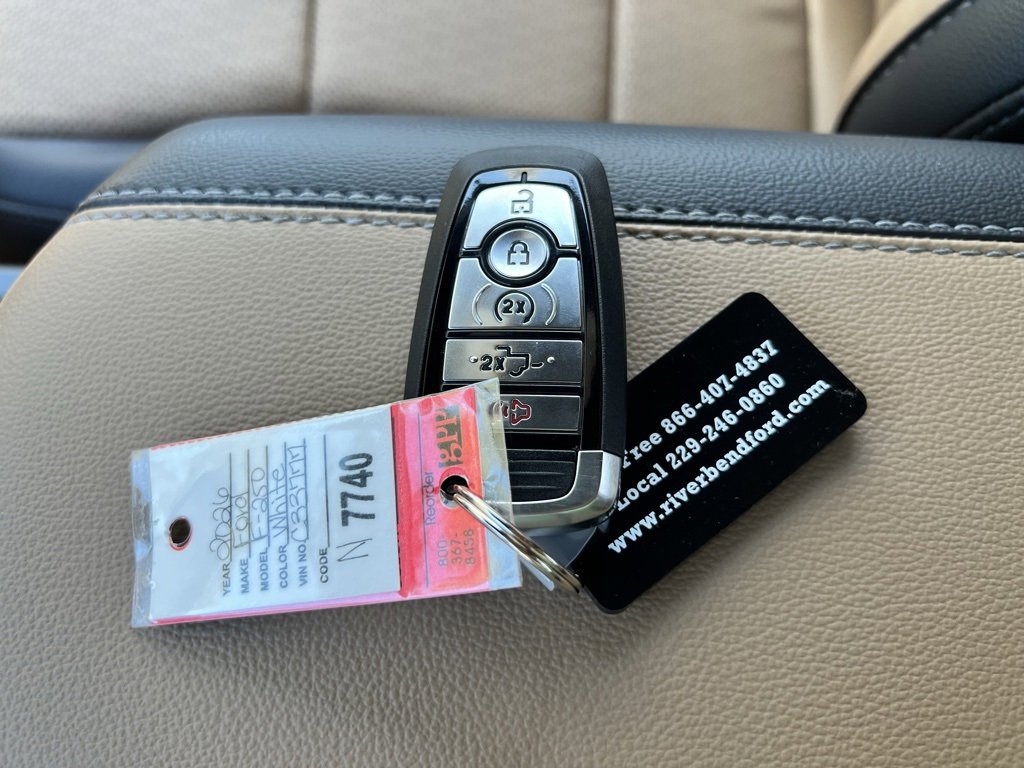 New 2026 Ford F250 Lariat image 48