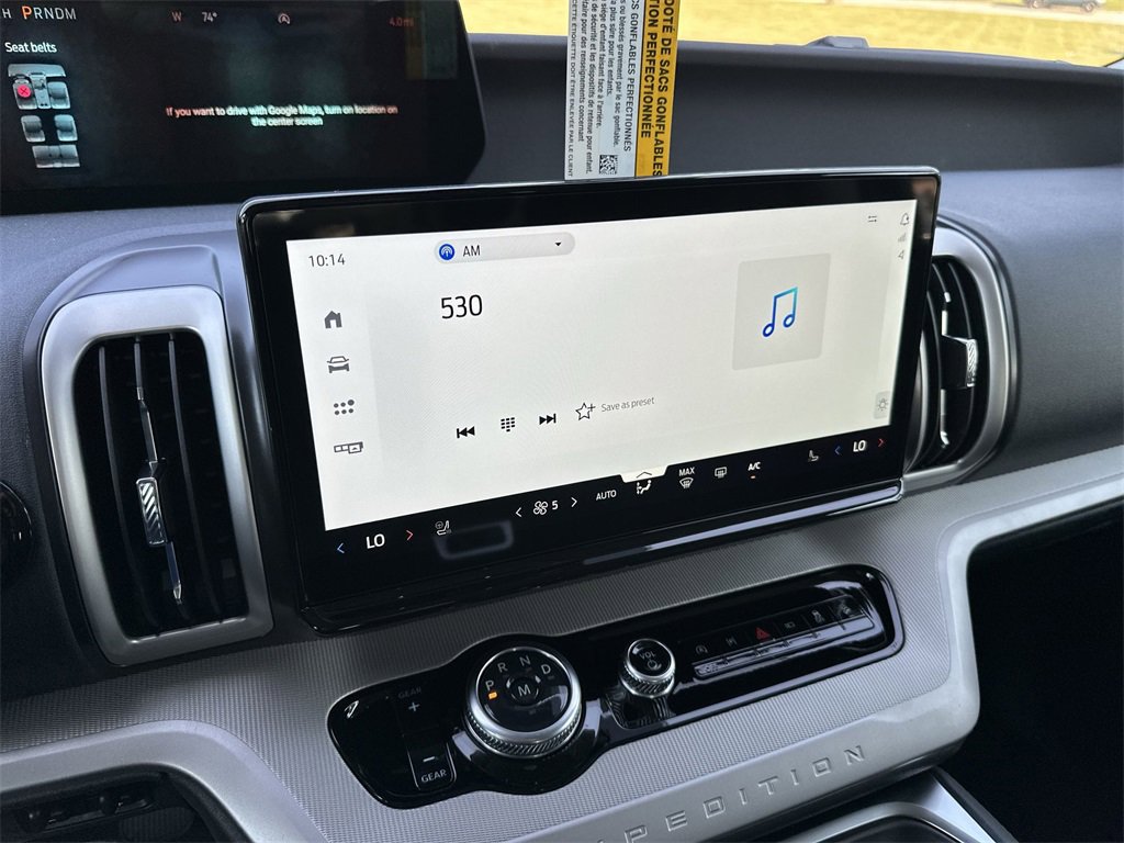 New 2025 Ford Expedition Active image 16