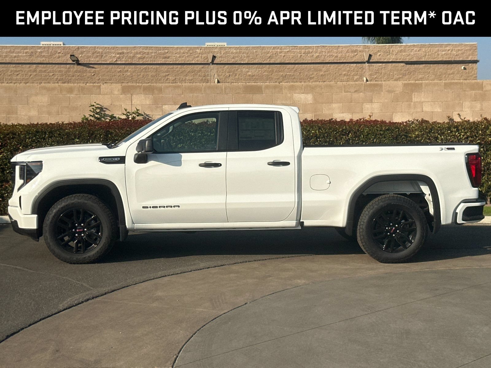 New 2026 GMC Sierra 1500 Pro w/ Graphite Edition AWD/4WD image 7