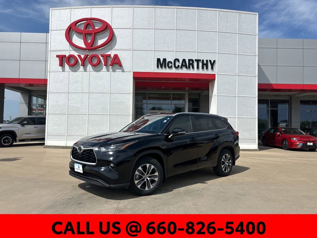 Used 2023 Toyota Highlander XLE