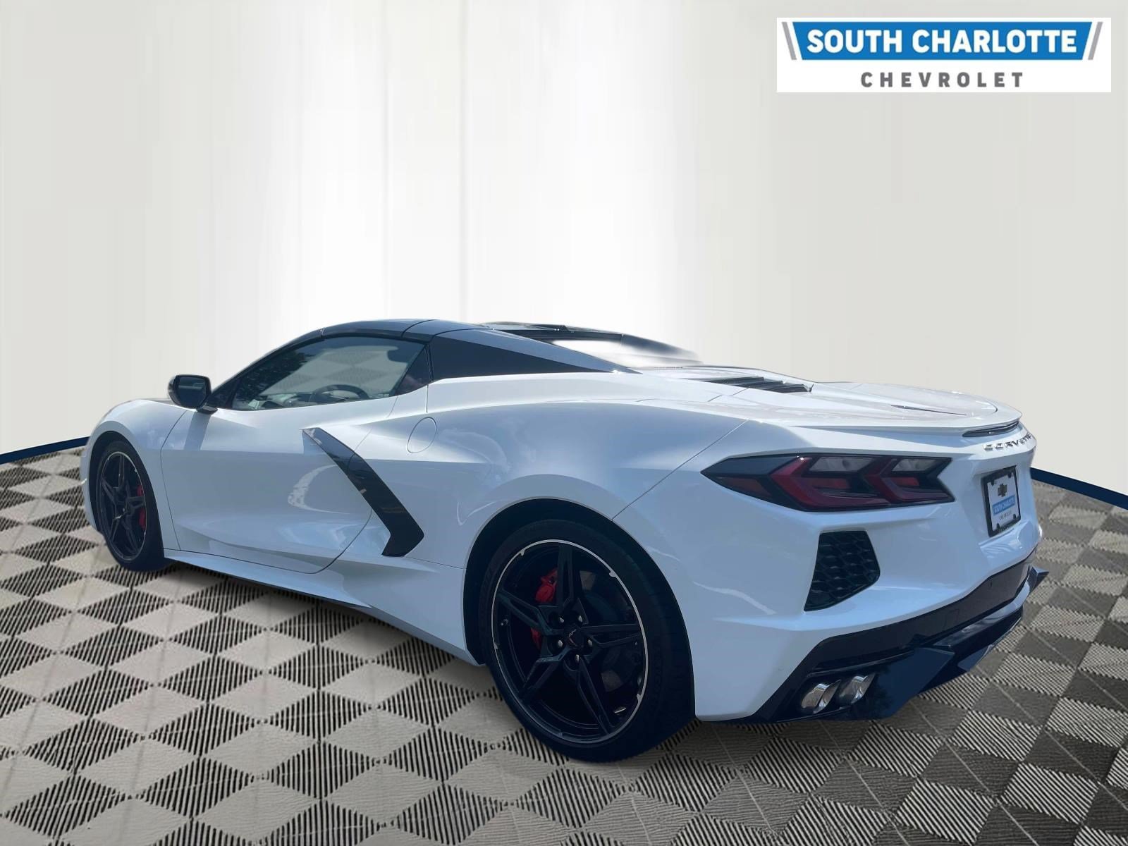 Used 2021 Chevrolet Corvette Stingray Convertible w/ 1LT RWD image 6