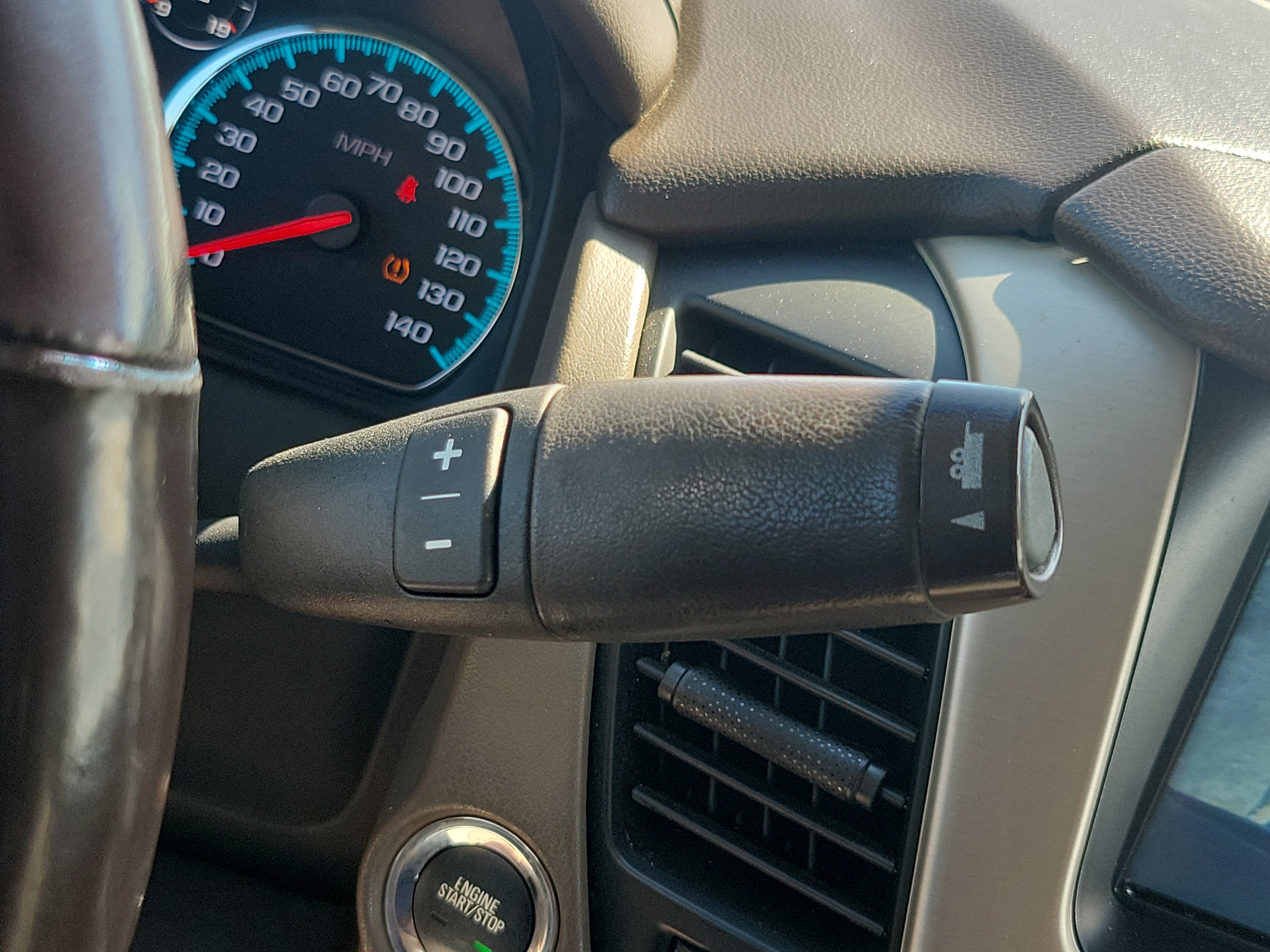 Used 2018 GMC Yukon Denali w/ Denali Ultimate Package image 24