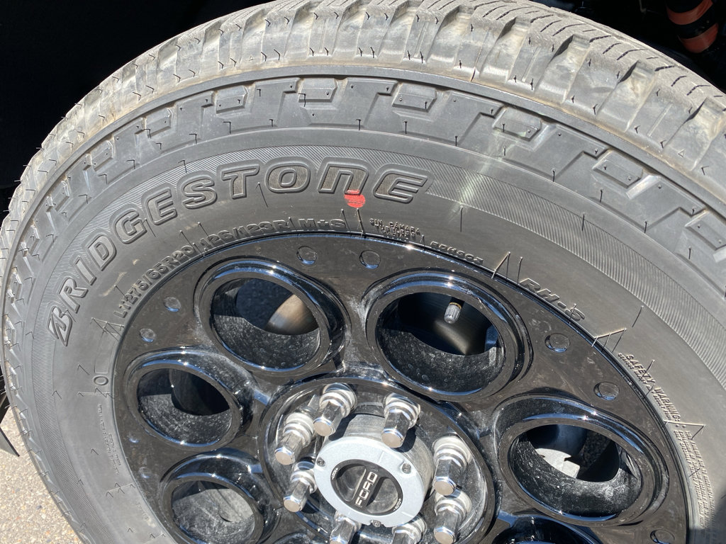 New 2026 Ford F250 4x4 Crew Cab Super Duty image 3