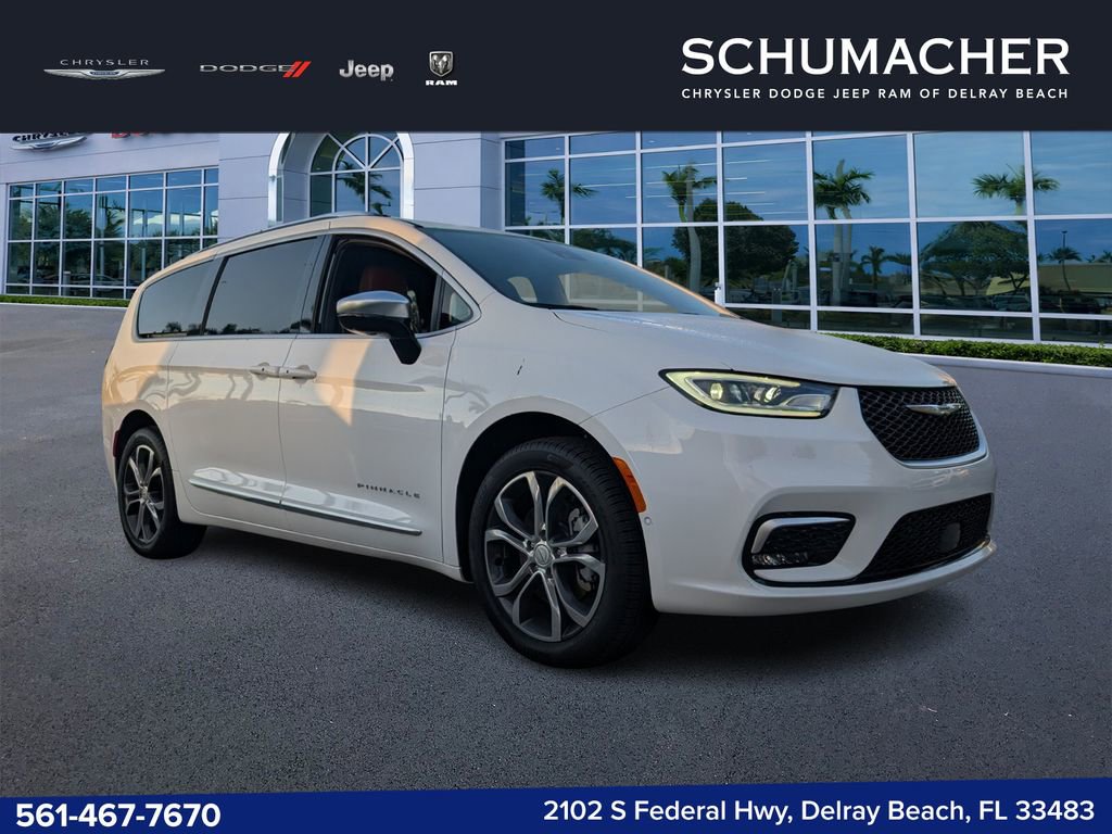 New 2026 Chrysler Pacifica Pinnacle w/ Trailer Tow Group AWD/4WD video 1