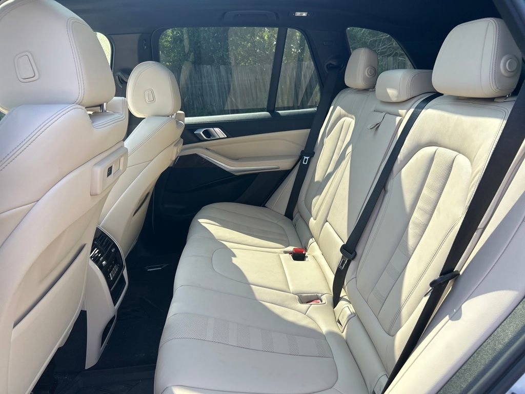 Used 2022 BMW X5 xDrive40i w/ Premium Package image 15