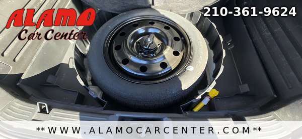 Used 2012 Lincoln MKX AWD image 26