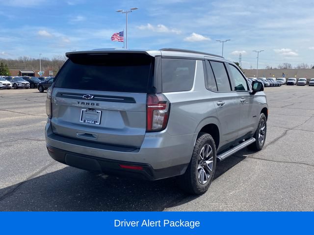 Used 2023 Chevrolet Tahoe Z71 w/ Luxury Package AWD/4WD image 3