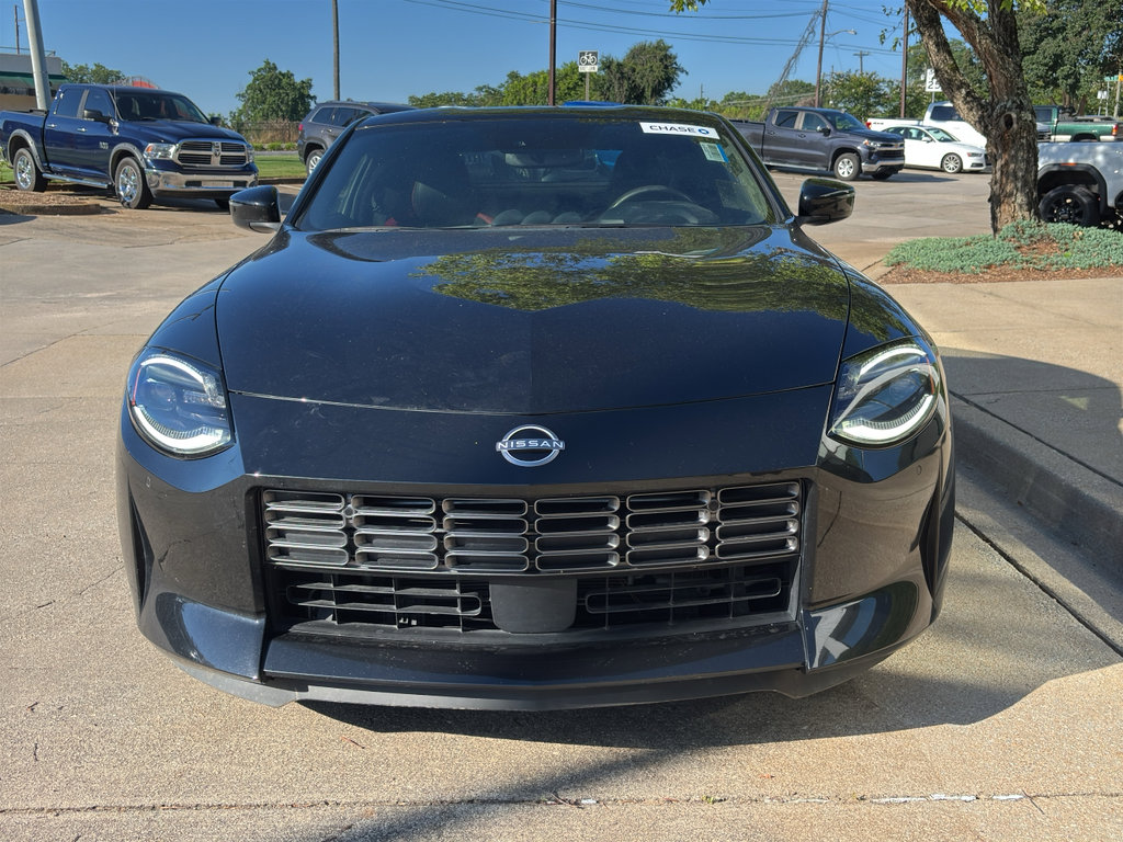 Used 2023 Nissan Z w/ Floor Mat Package (L93) RWD image 2