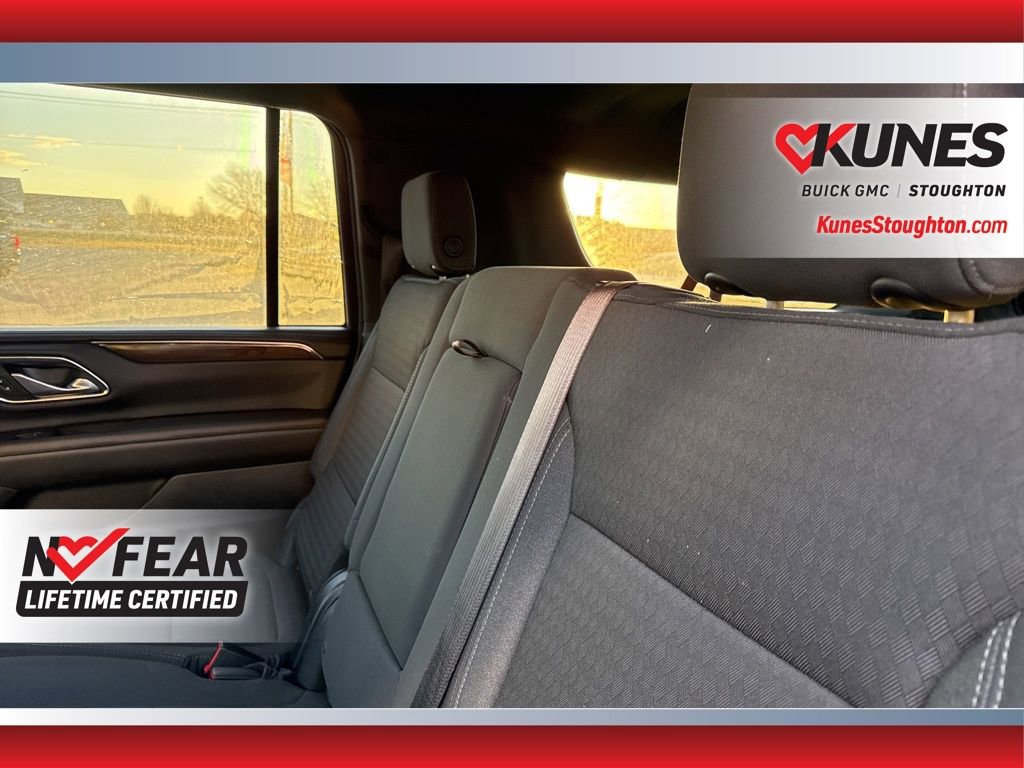 Used 2023 GMC Yukon XL SLE image 37