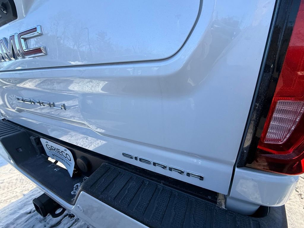 Used 2021 GMC Sierra 2500 Denali w/ Denali Ultimate Package image 12