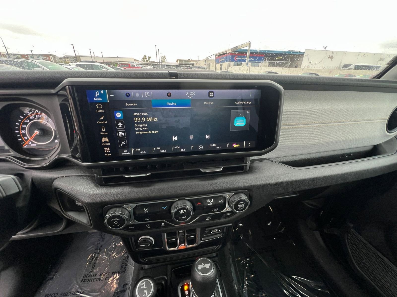 Used 2025 Jeep Wrangler Sport S image 18