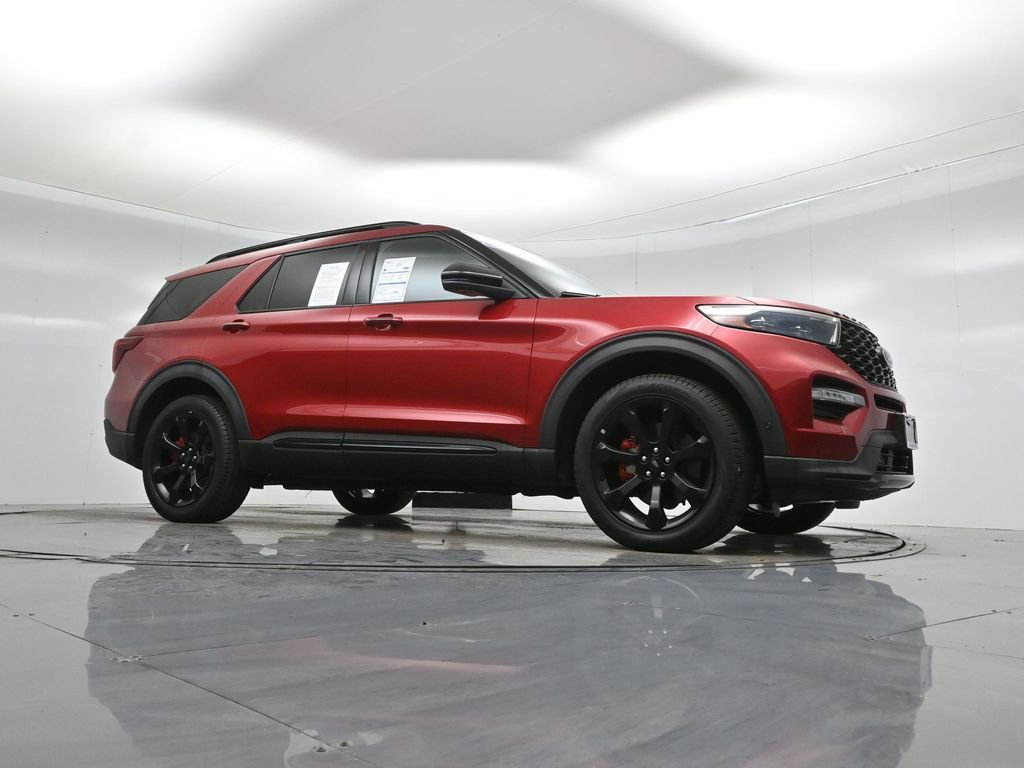 Used 2020 Ford Explorer ST w/ ST Street Pack image 4