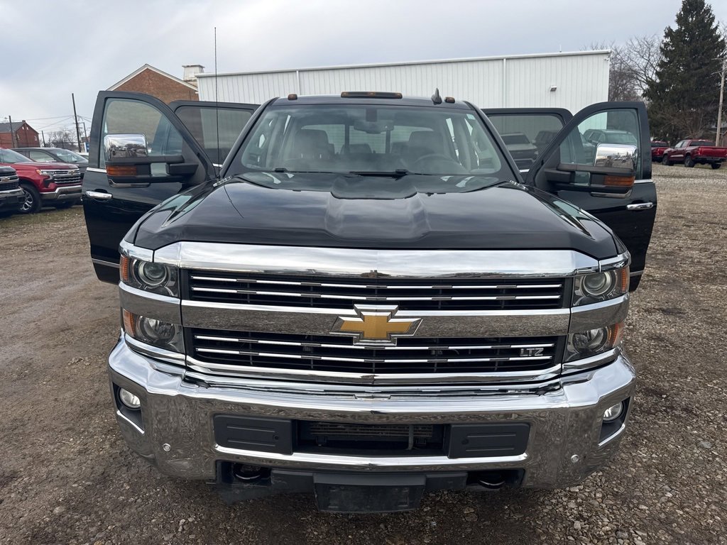 Used 2016 Chevrolet Silverado 3500 LTZ w/ Duramax Plus Package image 43