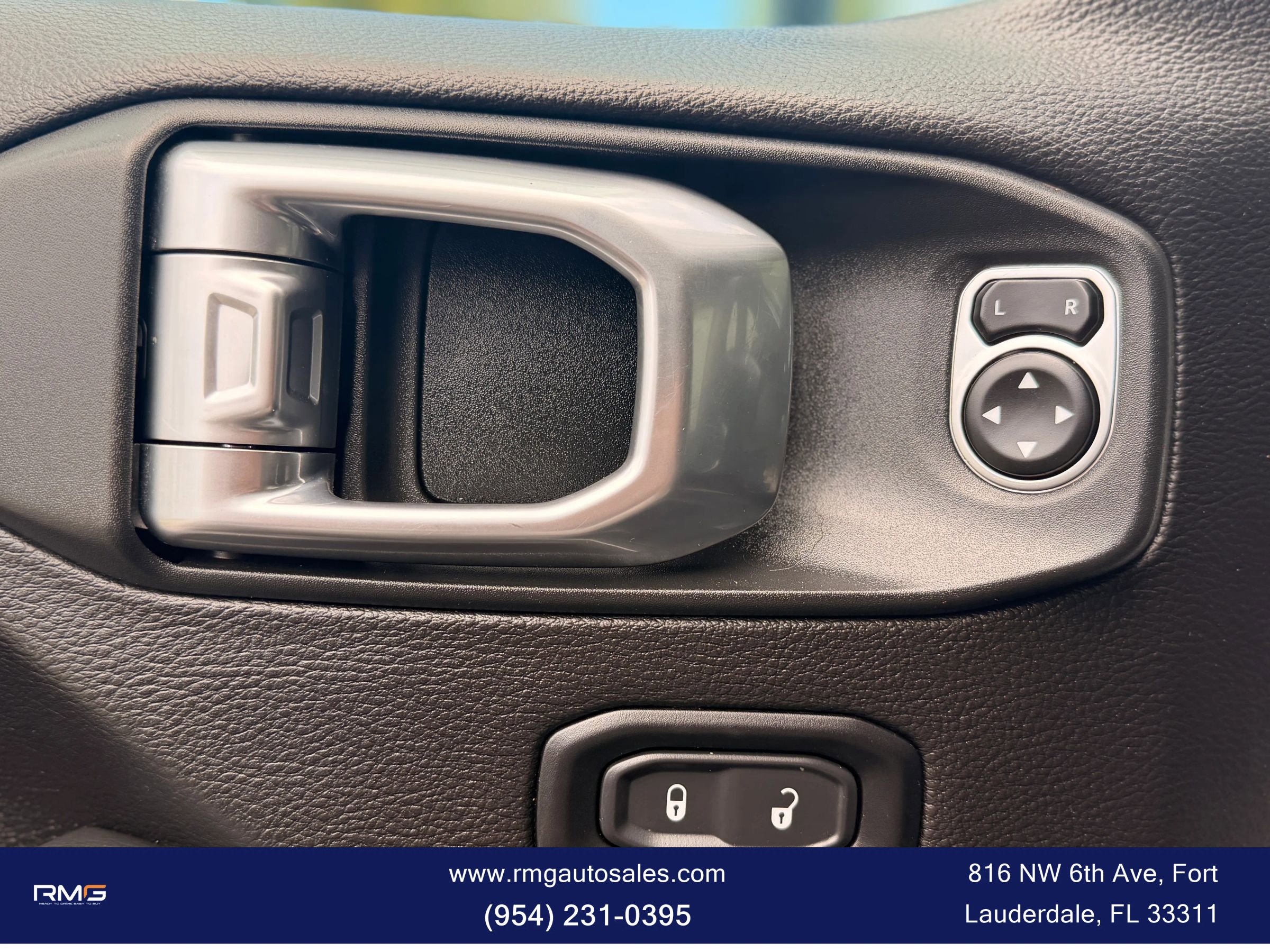 Used 2020 Jeep Gladiator Overland AWD/4WD image 21