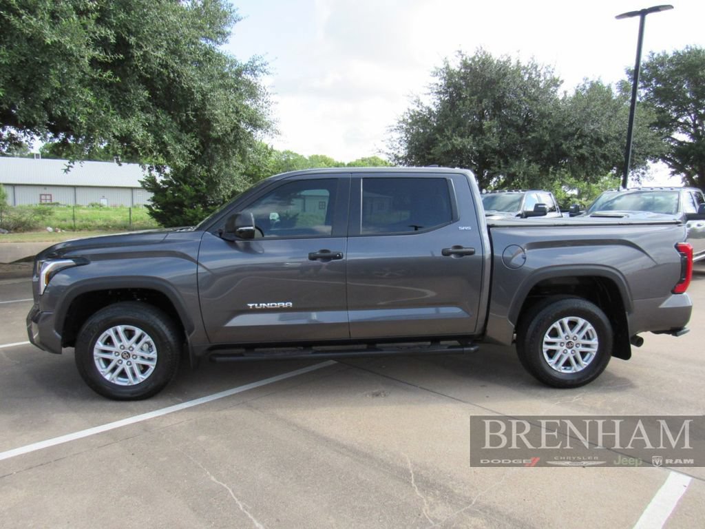Used 2024 Toyota Tundra SR5 w/ SR5 Convenience Package AWD/4WD image 2
