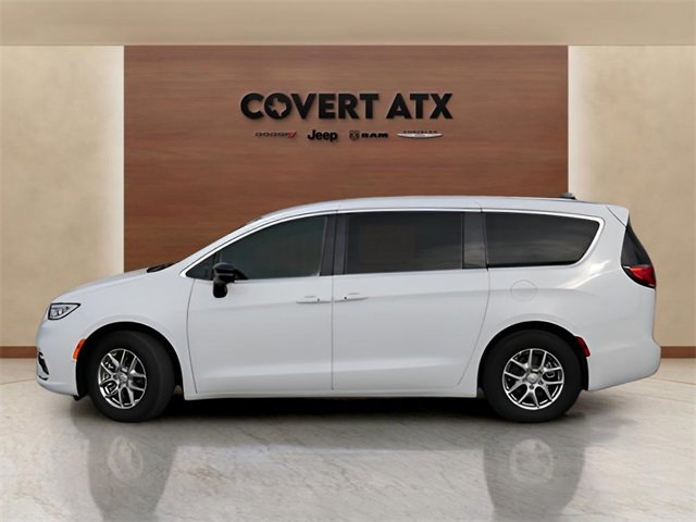 New 2026 Chrysler Pacifica Select image 2