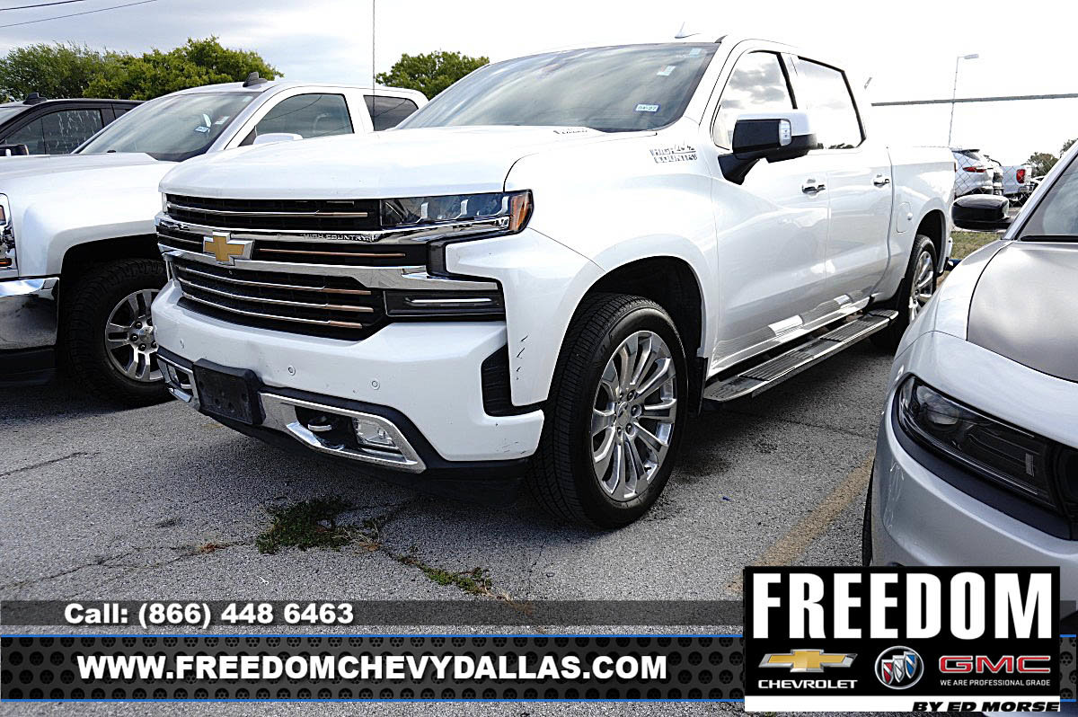 Used 2021 Chevrolet Silverado 1500 High Country w/ Technology Package AWD/4WD image 3