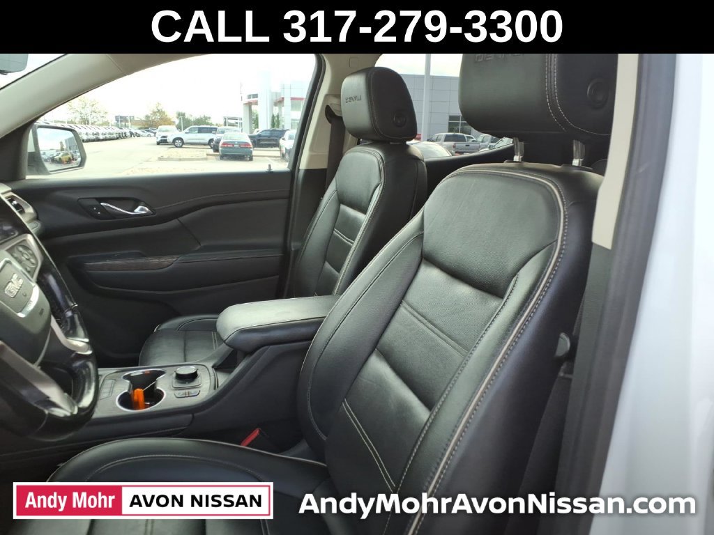 Used 2021 GMC Acadia Denali w/ Denali Technology Package FWD image 17
