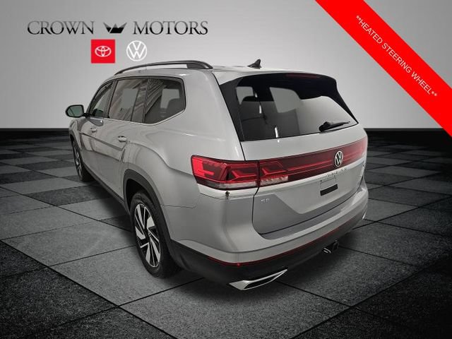 Used 2025 Volkswagen Atlas SE AWD/4WD image 4