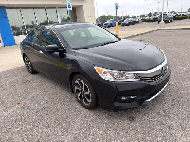 Used 2017 Honda Accord EX-L image 7