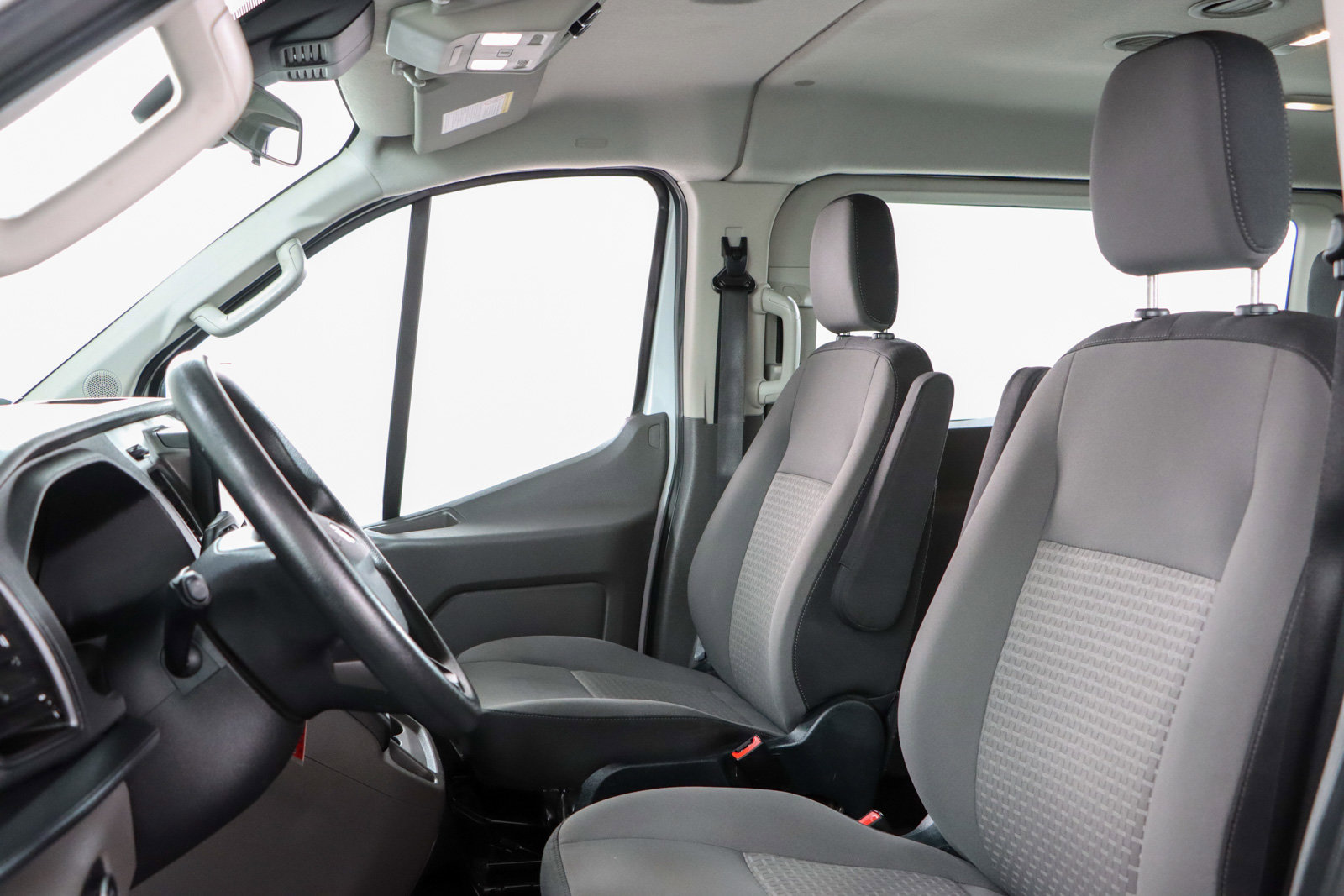 Used 2022 Ford Transit 350 XLT RWD image 23
