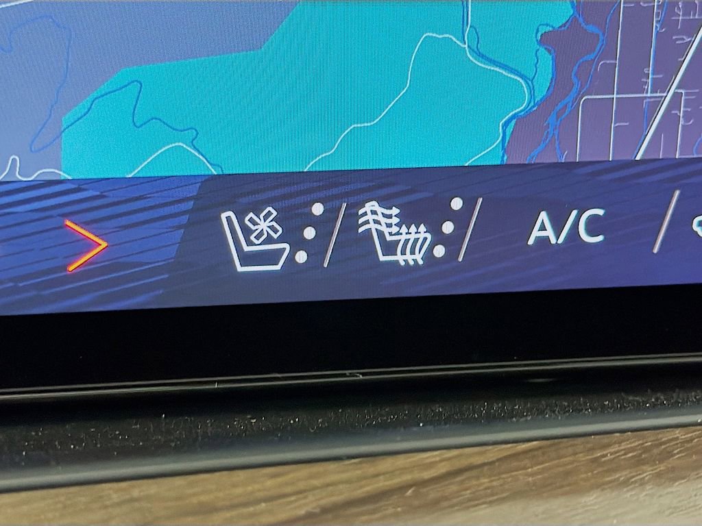 New 2026 Chevrolet Suburban High Country image 22