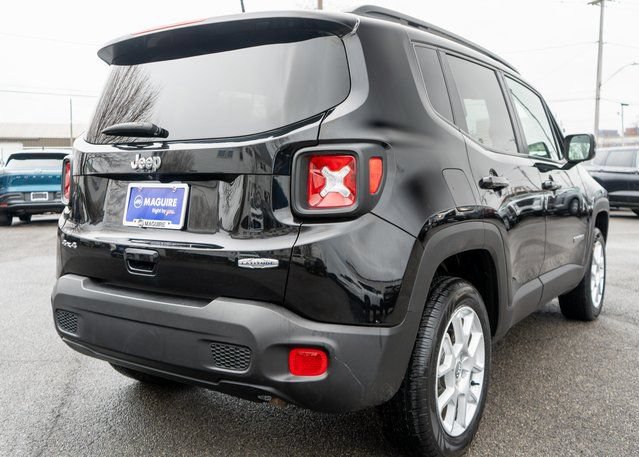 Used 2020 Jeep Renegade Latitude w/ Cold Weather Group AWD/4WD image 6