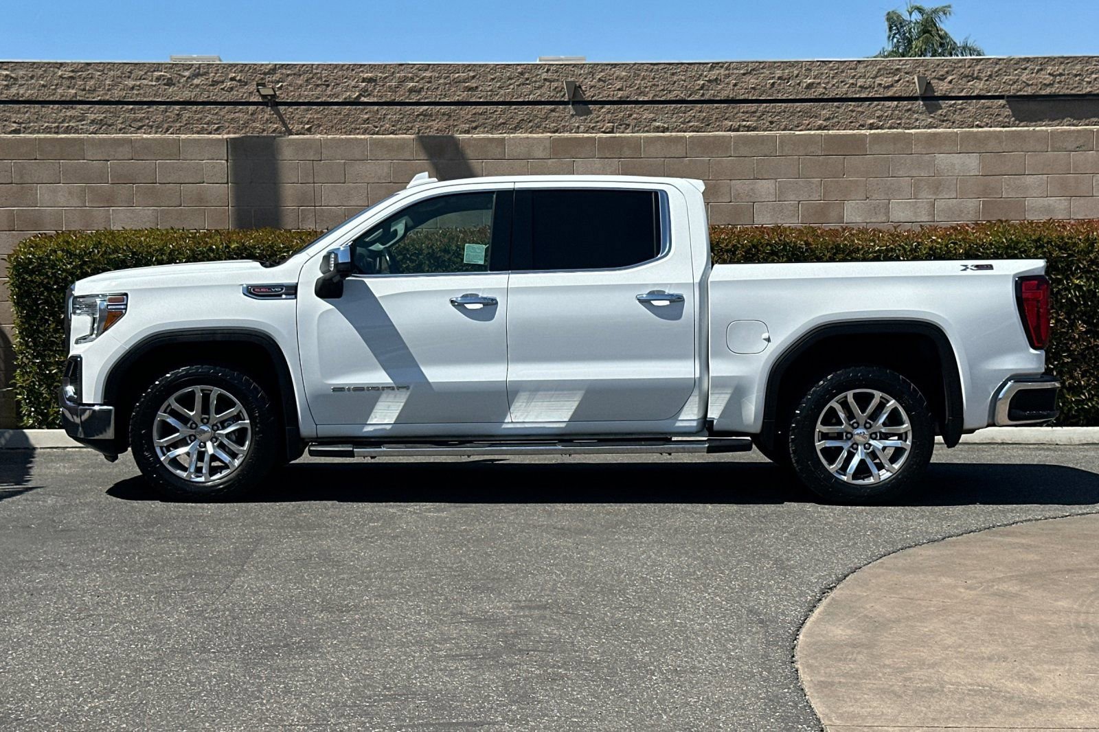 Certified 2021 GMC Sierra 1500 SLT w/ SLT Premium Plus Package AWD/4WD image 7