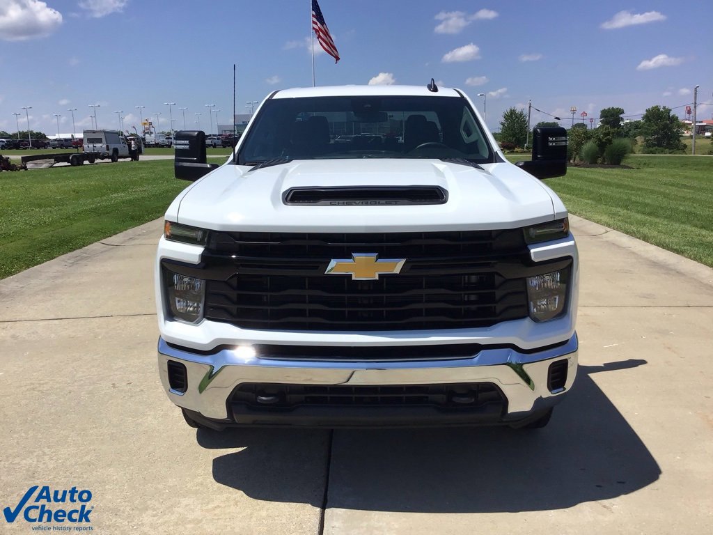 Used 2025 Chevrolet Silverado 2500 W/T w/ WT Convenience Package image 2
