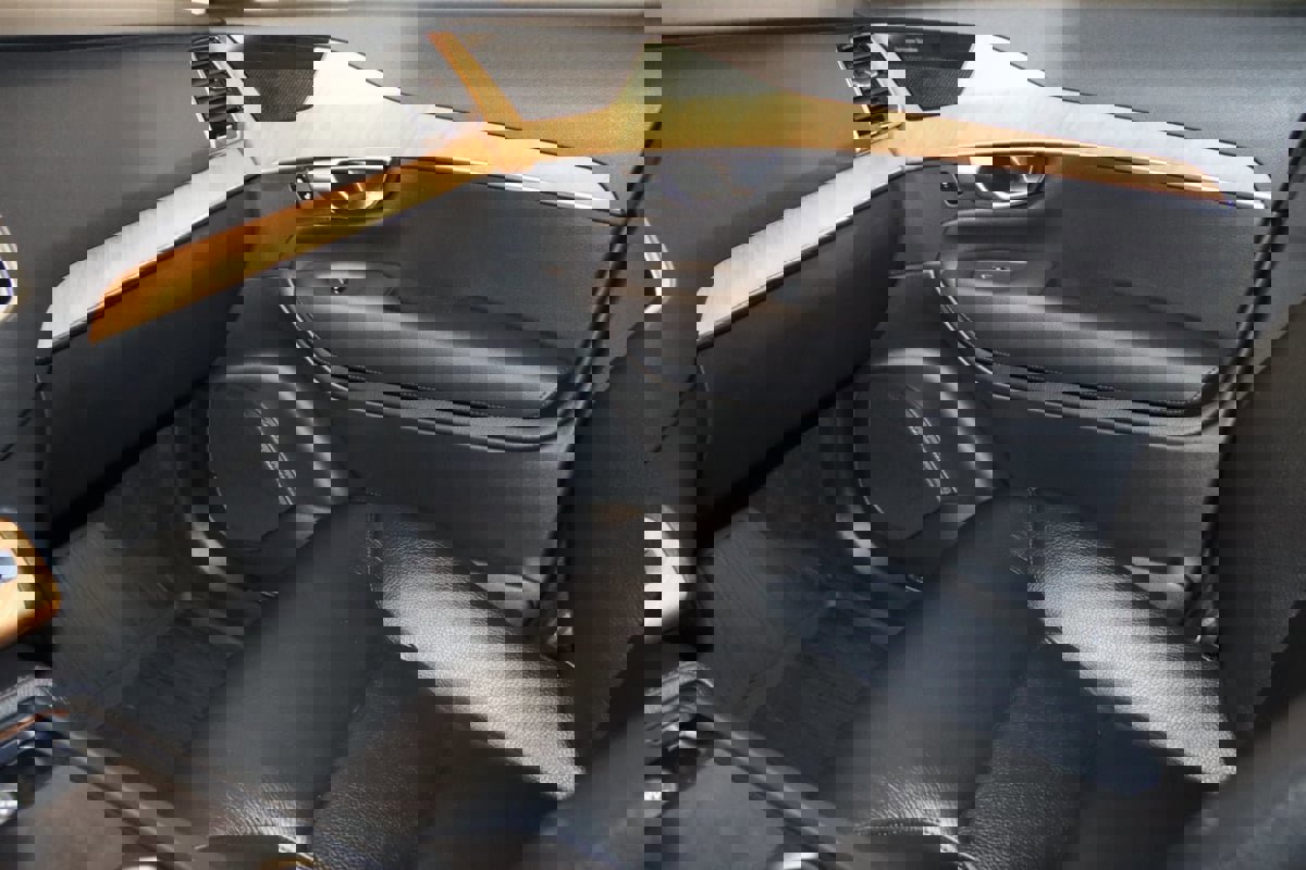 Used 2022 Volvo XC90 T6 Momentum w/ Advanced Package image 42