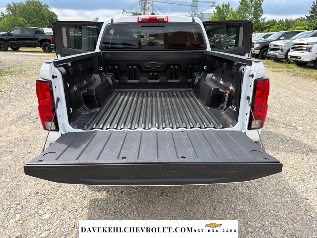 Used 2026 Chevrolet Colorado W/T AWD/4WD image 24