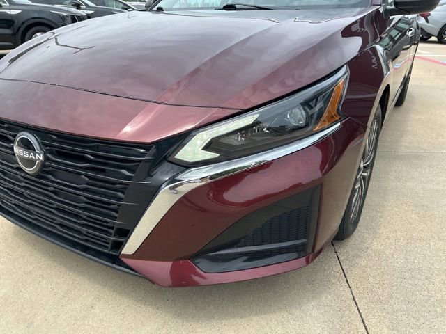Used 2025 Nissan Altima 2.5 SV FWD image 4
