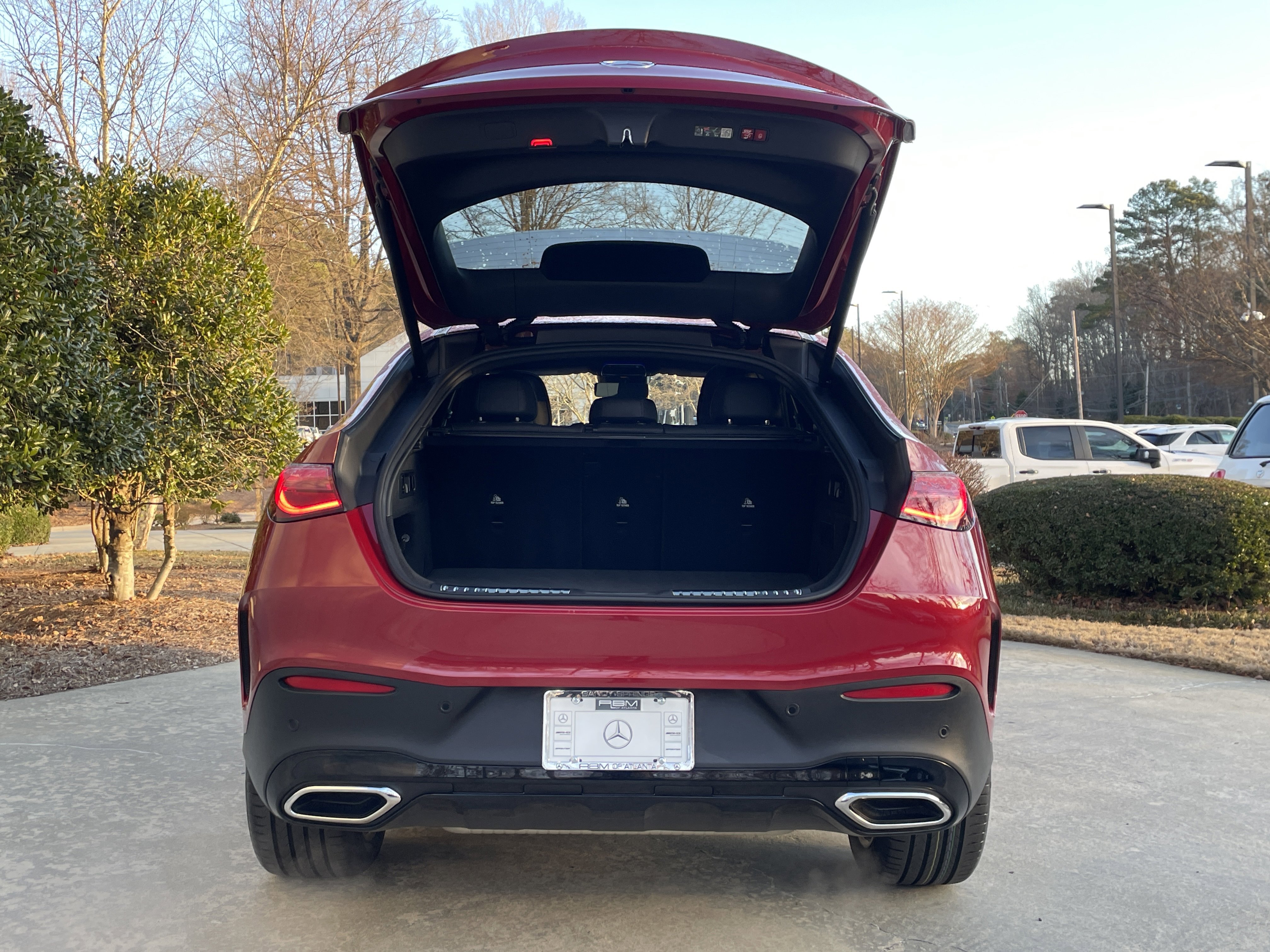 Certified 2025 Mercedes-Benz GLC 300 4MATIC image 9