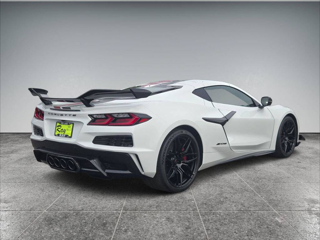 New 2027 Chevrolet Corvette Z06 w/ Z07 Performance Package RWD image 5