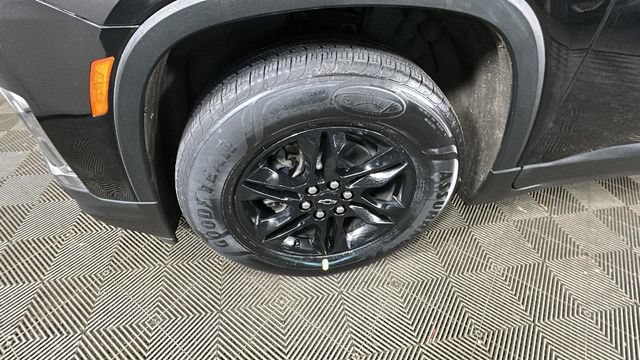 Used 2022 Chevrolet Traverse LT FWD image 10