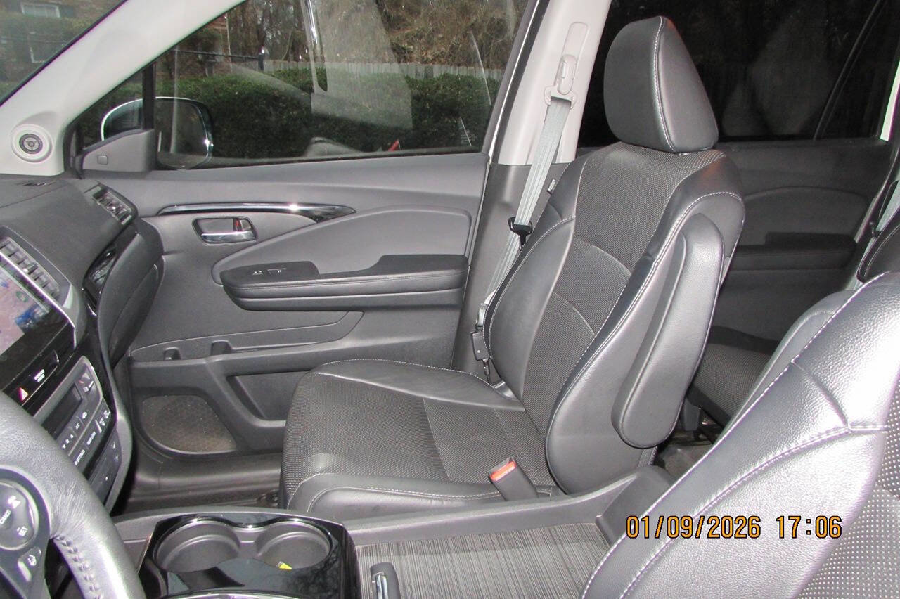 Used 2017 Honda Pilot Elite image 22