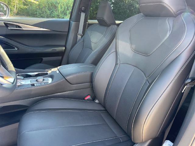 Certified 2027 INFINITI QX60 Sport w/ Dark Cargo Package AWD/4WD image 18
