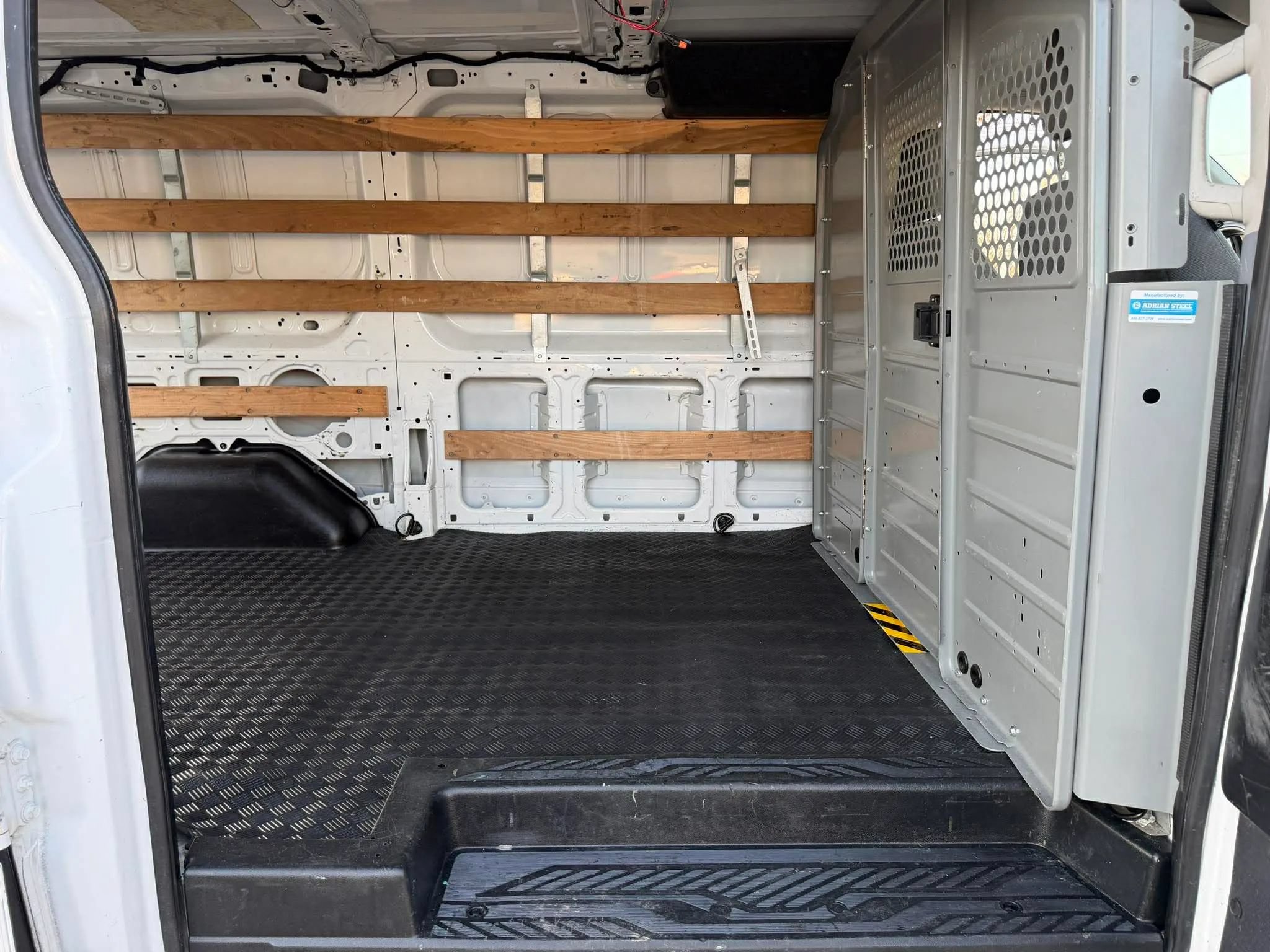 Used 2016 Ford Transit 250 130 Low Roof w/ Exterior Upgrade Package RWD image 22