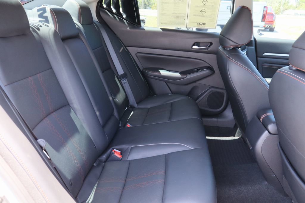 Used 2023 Nissan Altima 2.5 SR w/ SR Premium Package image 26