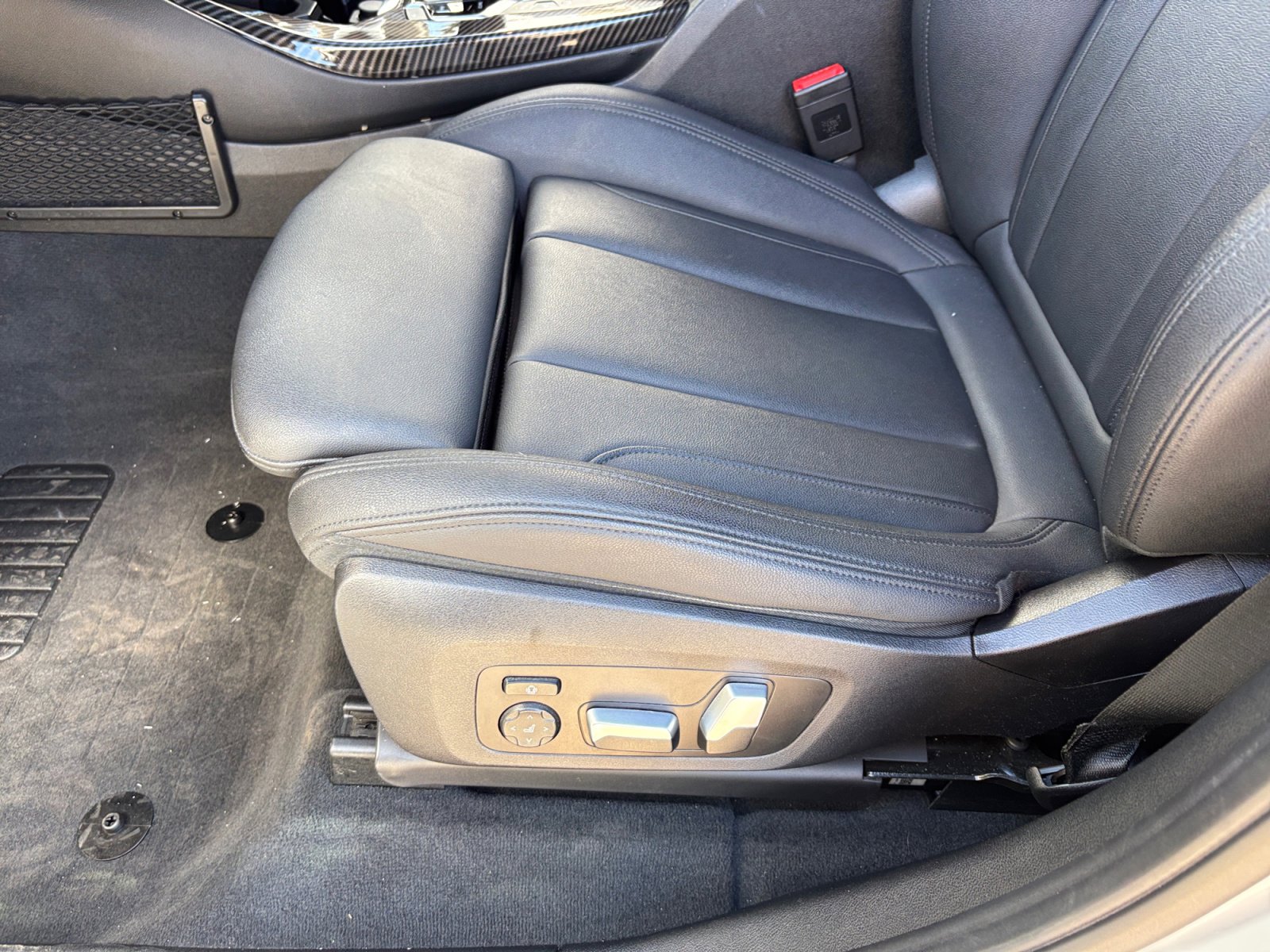 Used 2021 BMW X3 xDrive30i w/ Premium Package image 13