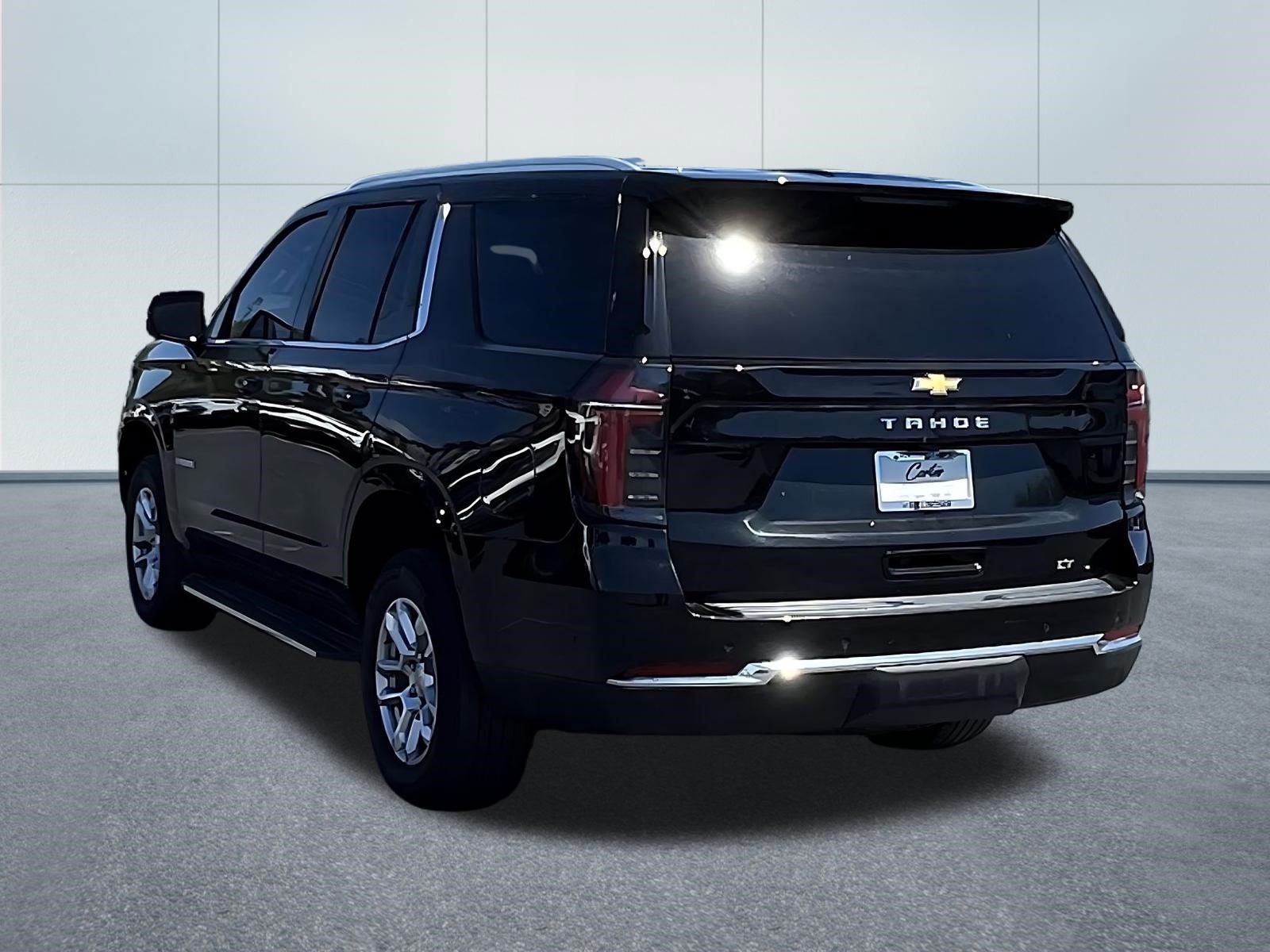 Used 2025 Chevrolet Tahoe LT AWD/4WD image 4