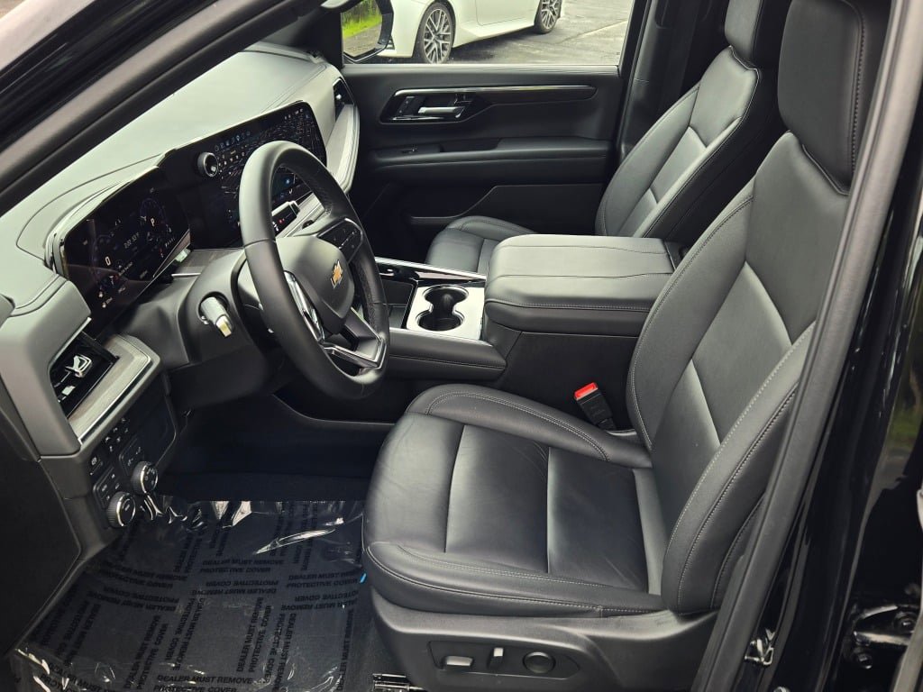 Certified 2025 Chevrolet Tahoe LT AWD/4WD image 24